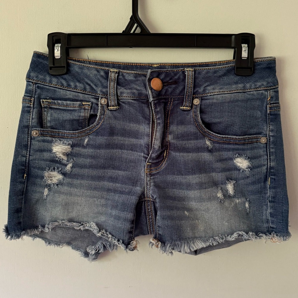 American Eagle Outfitters Denim Shorts Medium Wash Size US 2